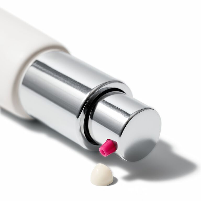 Flacon de Mary Kay Clinical Solutions R&eacute;tinol 0,3 avec texture du produit